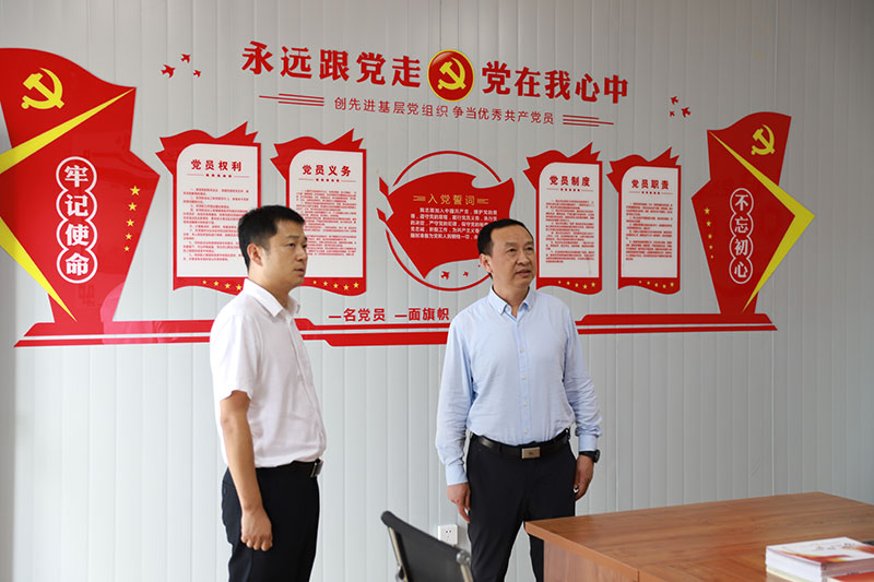 000000.jpg 000000.jpg