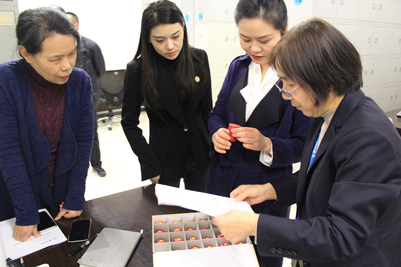 000000.jpg 000000.jpg