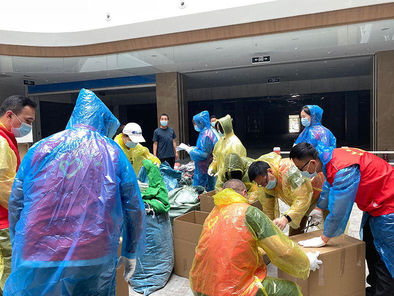 000000.jpg 000000.jpg