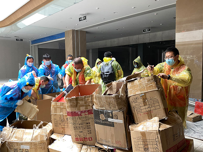 000000.jpg 000000.jpg