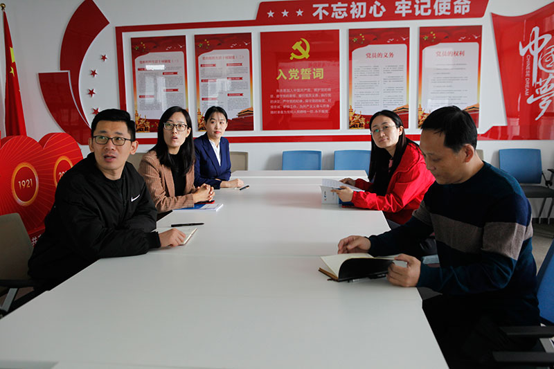 000000.jpg 000000.jpg