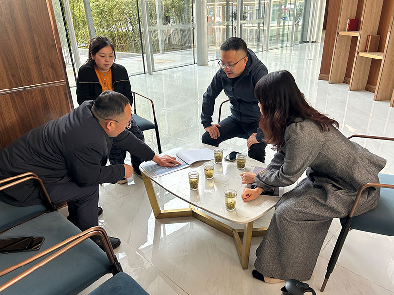 000000.jpg 000000.jpg