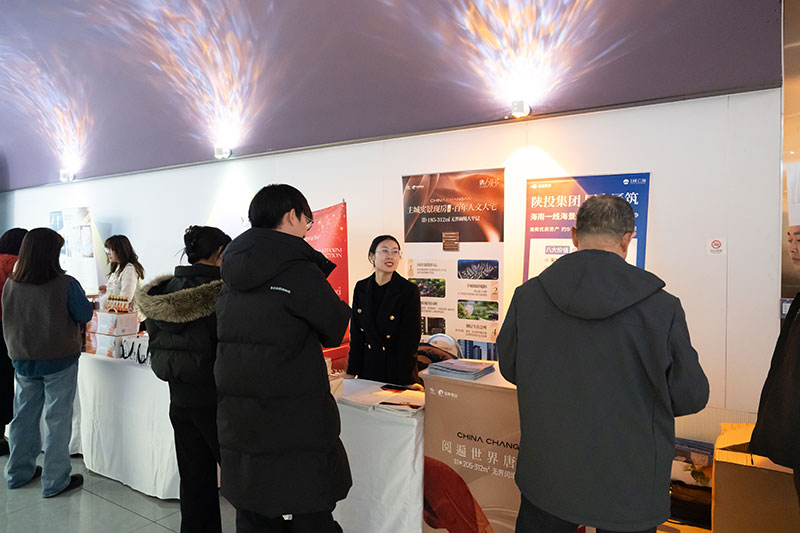 000000.jpg 000000.jpg